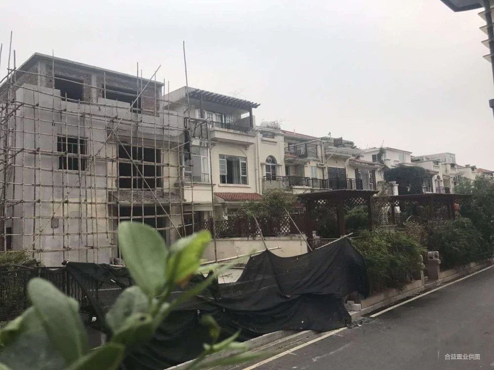 丰泰东海城堡二期联排别墅 低市场价30万 买的就赚到