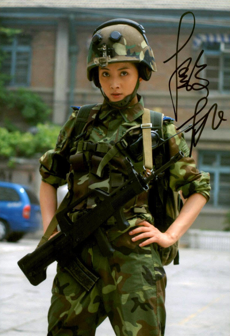 图片:绝对上镜-中国空军美女写真!