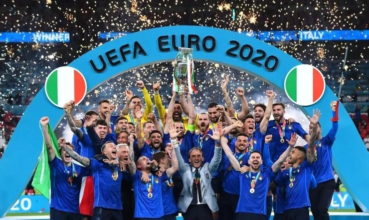 经过点球大战,意大利以4-3取胜英格兰,摘得欧洲杯冠军;这也是意大利队