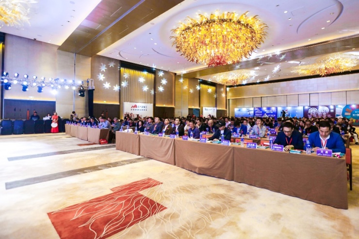 现代筑美家居家居-2018第六届木门技术大会在开封