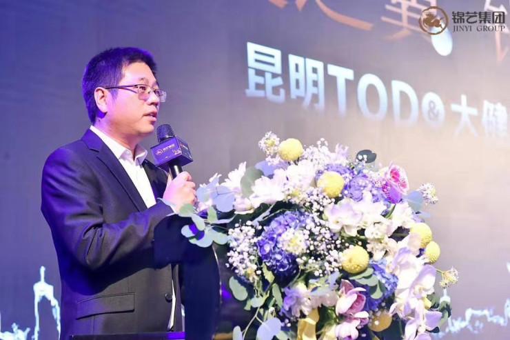 蝶变之翼锦艺昆明锦艺集团首秀昆明两大力作助推春城蝶变