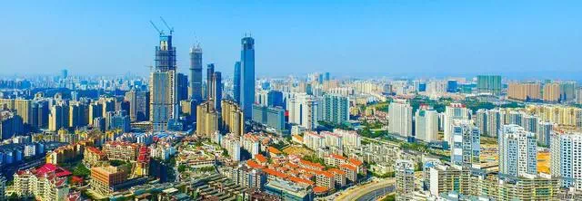 高看南宁之地标建筑 靓丽新名片记住一座城