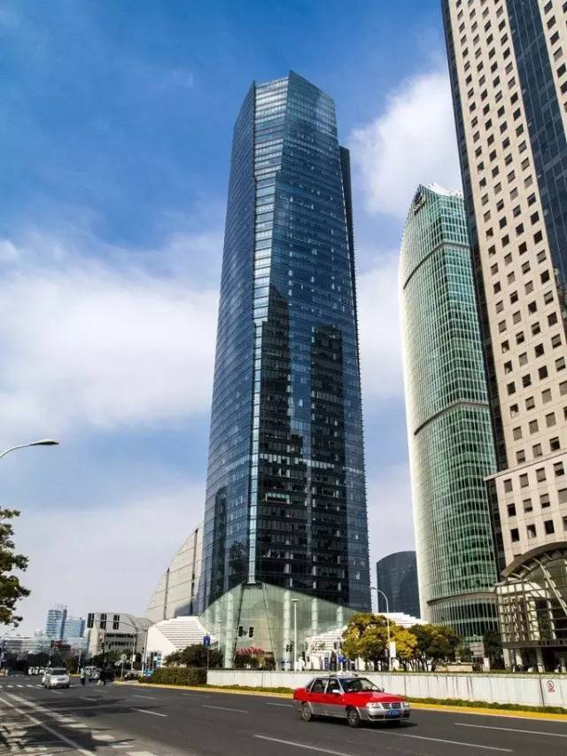 18 时代金融中心 269米 49层 陆家嘴 21 上海银行 262米 52层 陆家嘴