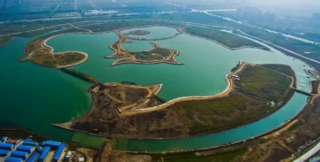 建成后的"上海之鱼"金海湖水系将联通黄浦江和东海,成为奉贤区的标志.