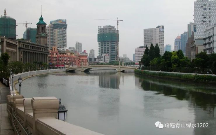 浙江路桥 西藏路桥 乌镇路桥虽然汗流浃背 但兴趣还是很大娃当年的