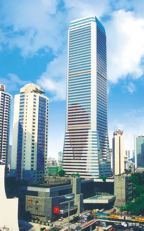 同月,广东国际大厦第三次拍卖,广东逸涛集团以11.3亿元买下.