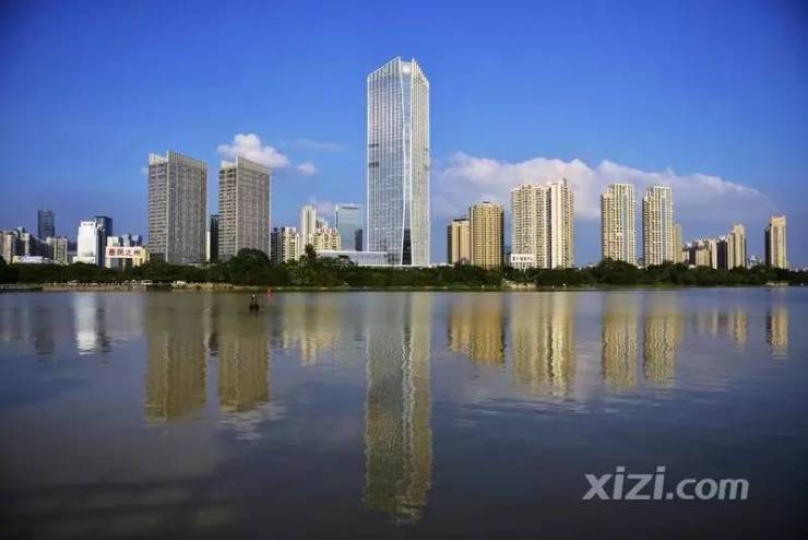 富力丽港中心