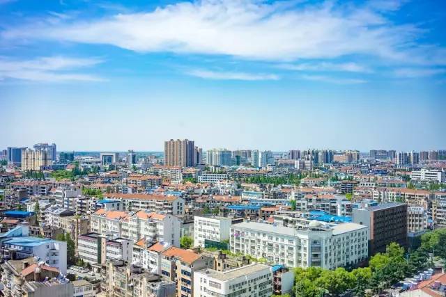 孝感是中国唯一一座以孝命名的地级城市,是孝文化之乡和楚文化的重要