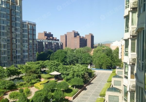 澳林春天南北向安静采光好观社区花园临奥森公园