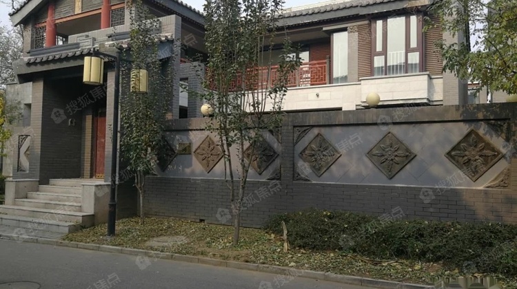 昌平北京湾独栋别墅大院子位置好290平米共3层900万靠谱