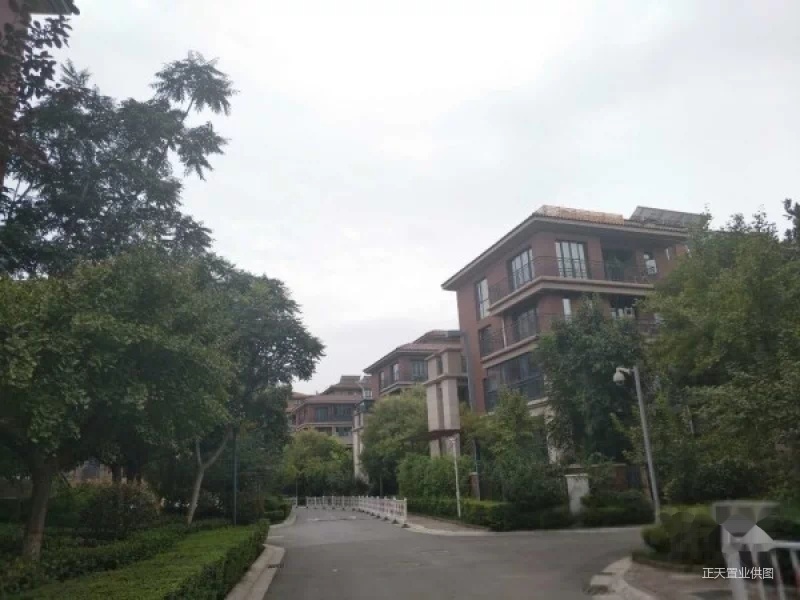 英协花园别墅 有土地证 郑州市一个可以自拆自建别墅