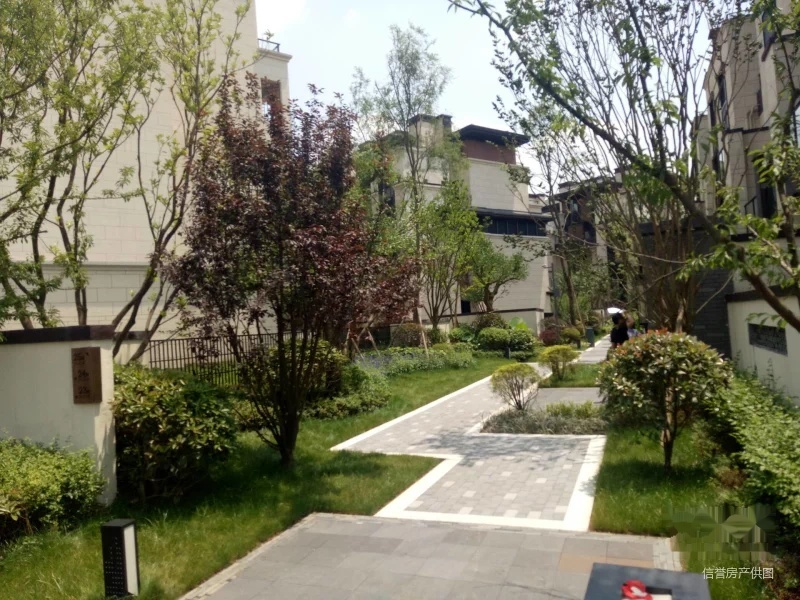 中国传统四合院别墅,茅莱山居下叠2层,带100平米私家花园