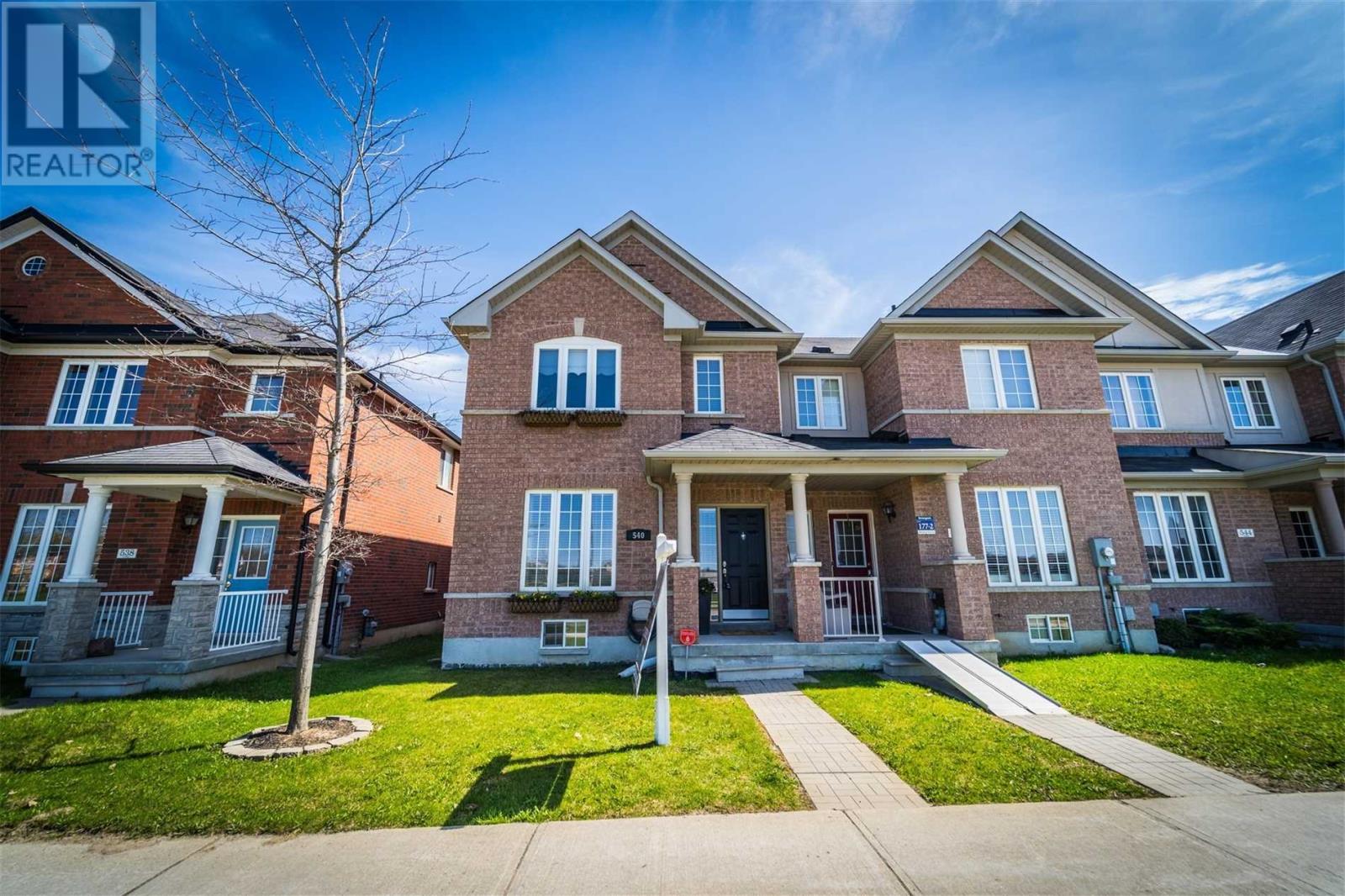 加拿大mississauga别墅 2卧2卫