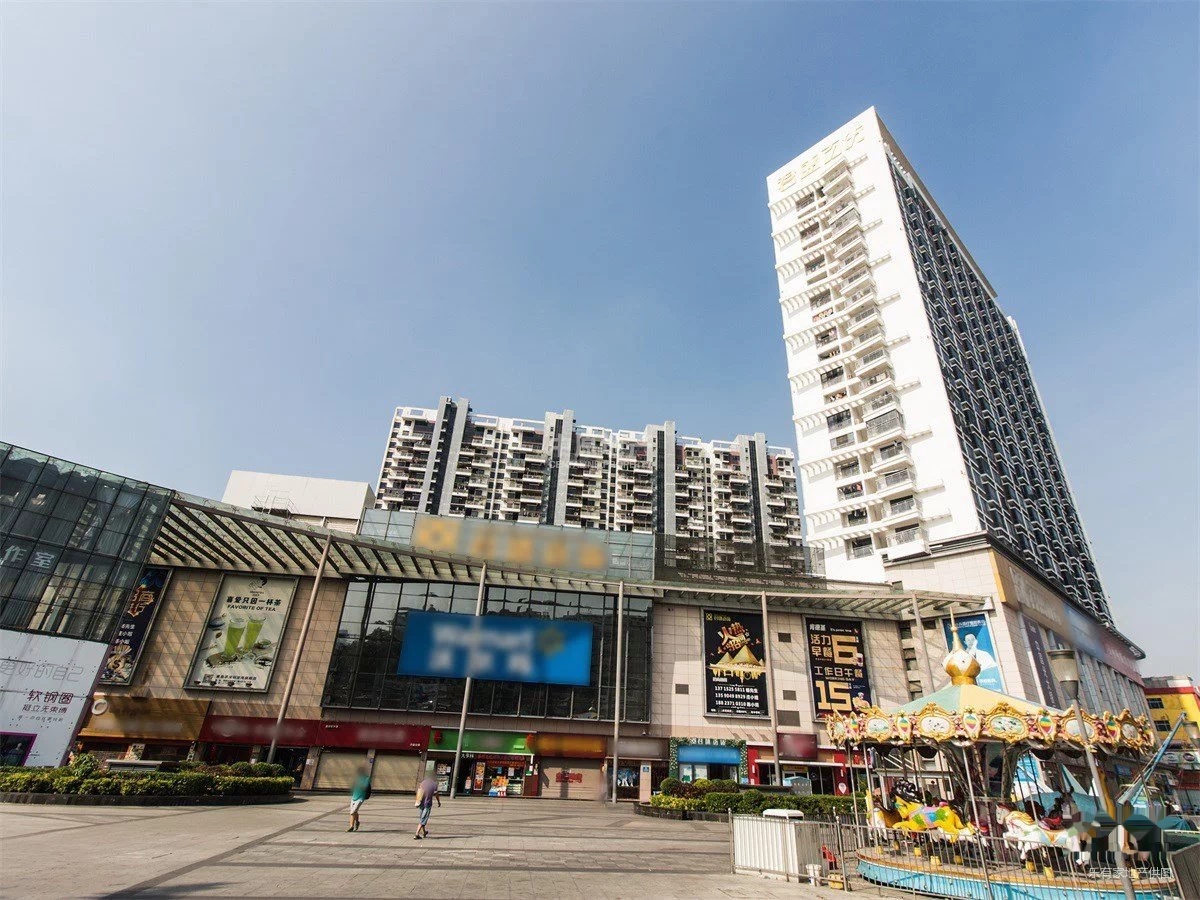 近地铁口繁华商圈 精装三房 南北通透拎包入住 东方瑞景苑