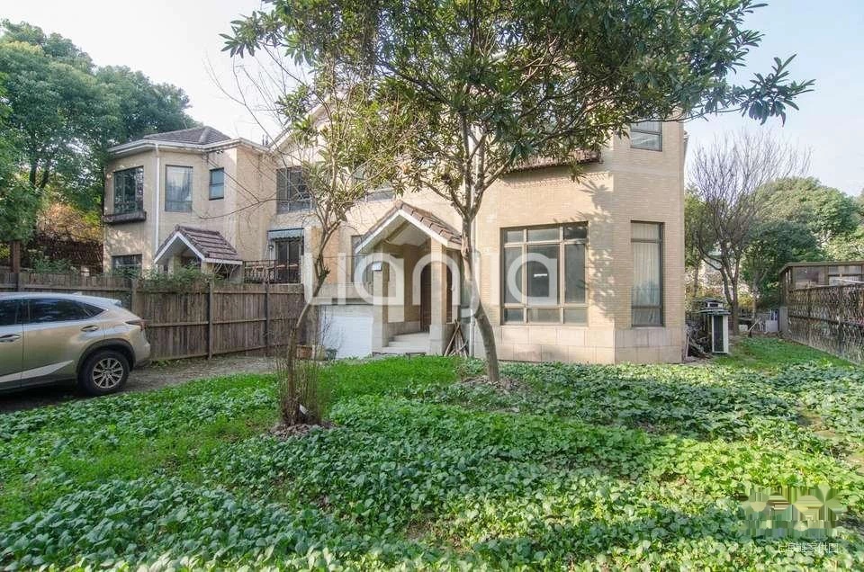 新出豪宅,业主搬到北外滩的白金湾豪宅了独/家委托花园600平