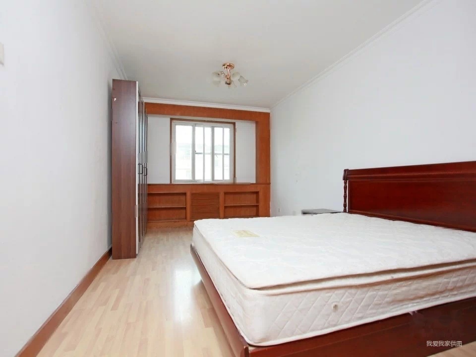 公主坟翠微,南北通透板楼,楼龄新,出行方便