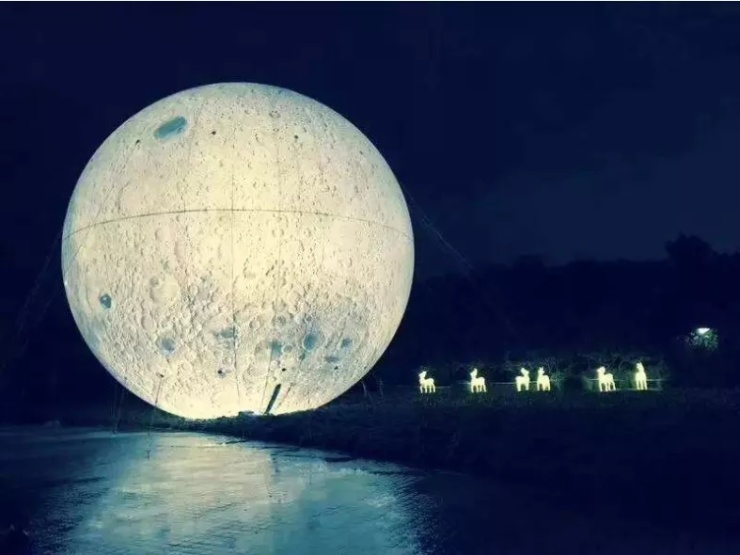 马钦忠:光艺术塑造一种生活方式