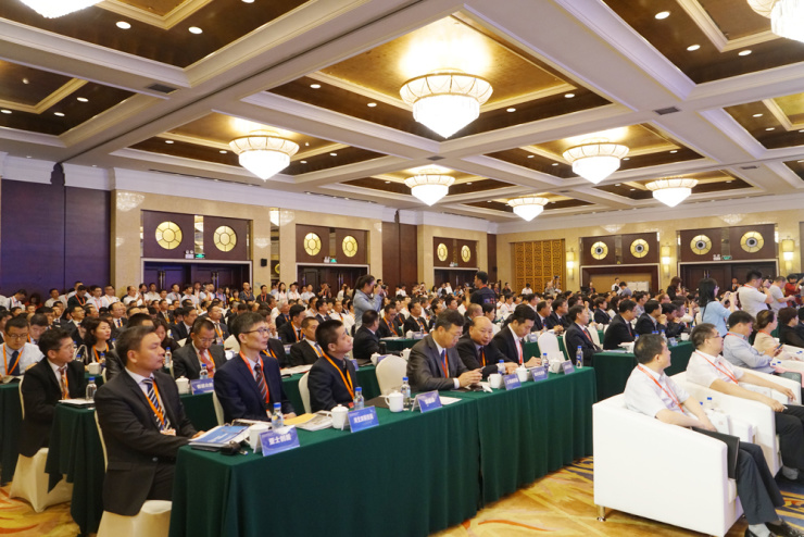 保定深圳高新技术科技创新产业园首次亮相高级展会