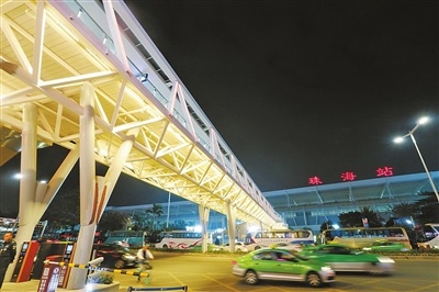 城轨珠海站人行天桥正式启用方便市民通行过街不再难