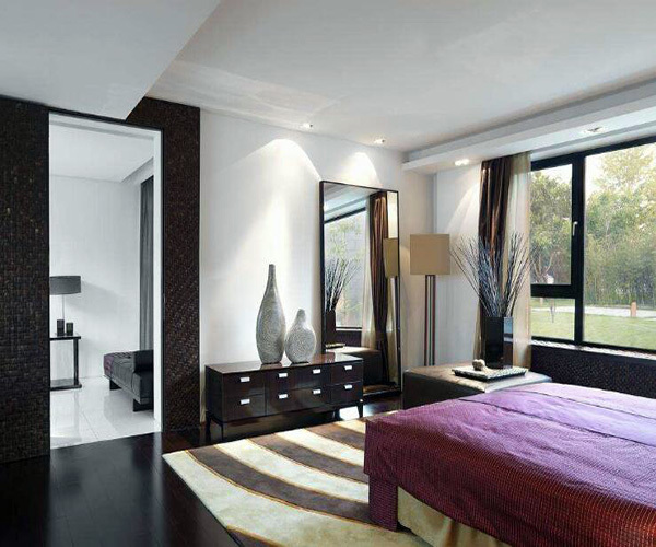 卧室镜子对着门好吗如果不好要怎么化解