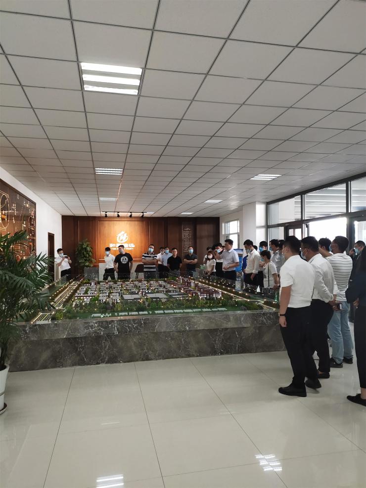 唐山高新区、和君信远公司举办面向京津企业招商渠道合作推介会