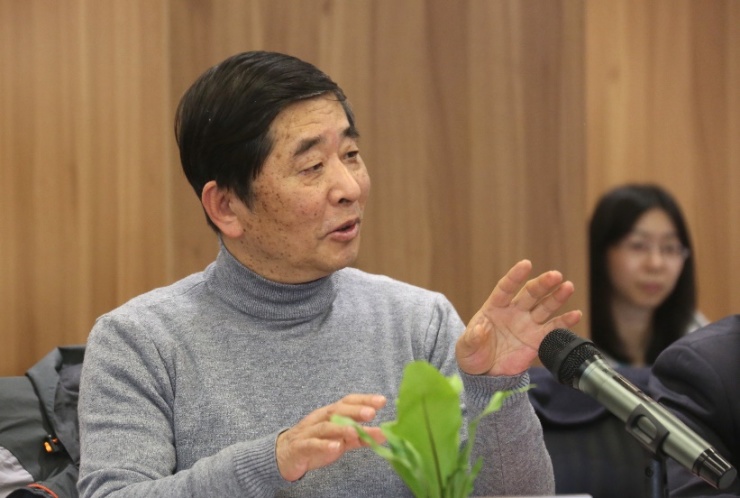 青岛发展20人论坛发起人,中国城市经济学会常务理事陈维民在做总结