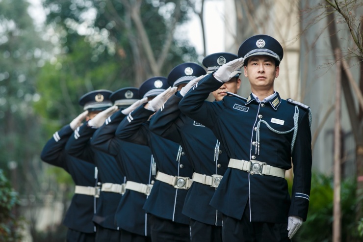 龙湖物业保安怎么样(龙湖物业保安怎么样好做吗?)