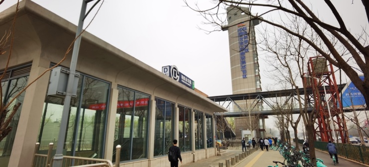 实图:16号线永丰站,产业基地核心位置的地铁站