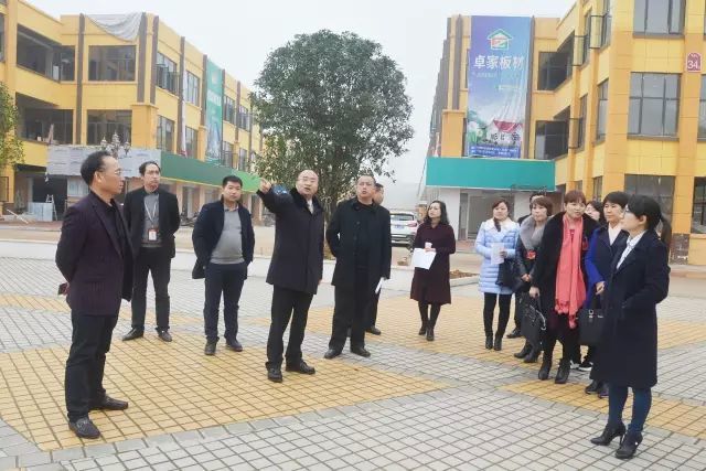 "华耀模式"引"两会"关注 市人大代表石鼓区团莅临