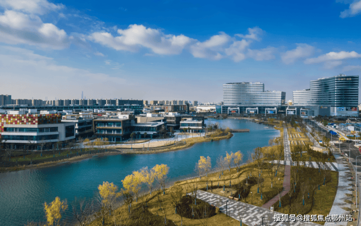 森兰绿城翡翠岛售楼处电话-森兰绿城翡翠岛销售中心(售楼处)-楼盘欢迎您-地址-价格-户型-小区环境-楼盘详情-交房时间-周边配套-电话(图2)