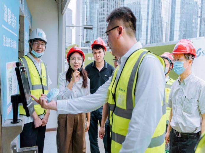 亿博电竞 亿博官网中海地产安全与环保-超高层智能建造现场观摩会顺利举行(图2)
