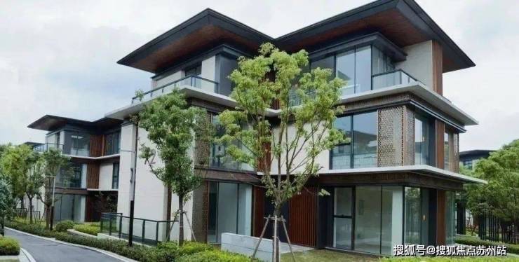 新区办公别墅苏州双拼别墅550万买企业总部苏州金融小镇环境户型房价