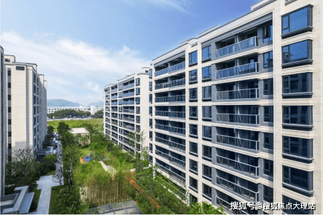 昆明华夏四季售楼处欢迎您华夏四季电话华夏四季售楼处楼盘详情