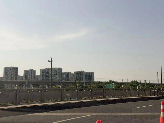 润启未来之城售楼处)官网-润启未来之城售楼中心电话-环境-户型-价格-地址-楼盘详情-配套-电话-交房时间-配套-交房时间(图18)