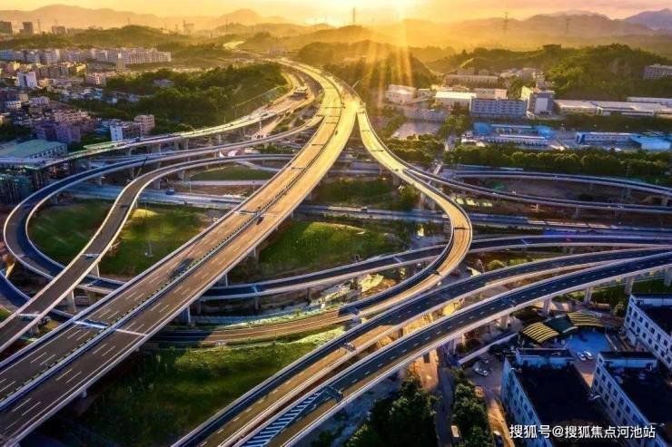 壁纸 道路 高速 高速公路 公路 桌面 740_493