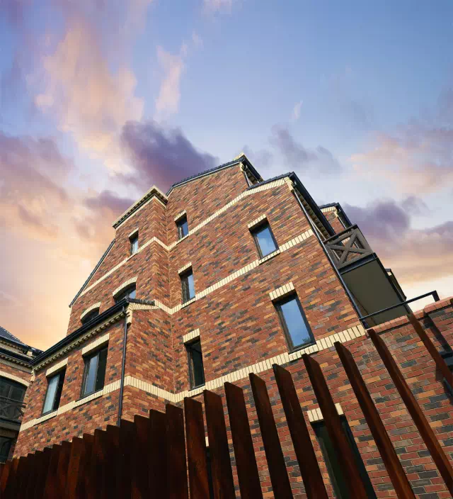 房产资讯 > 原味英伦,原色经典,城市红砖墅院 优雅的红砖建筑在传播与