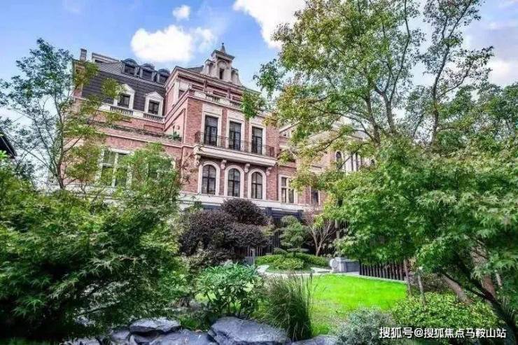 上海北外滩洋房别墅公园央墅3209平起带辅楼不限购公园央墅售楼处