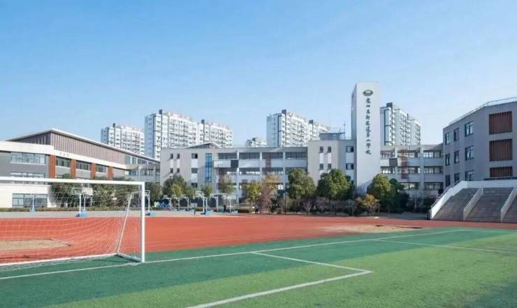 保利时光印象售楼处首页-保利时光印象怎么样？-科学城核心资产央企品质教育无忧抓住新政窗口期!(图3)