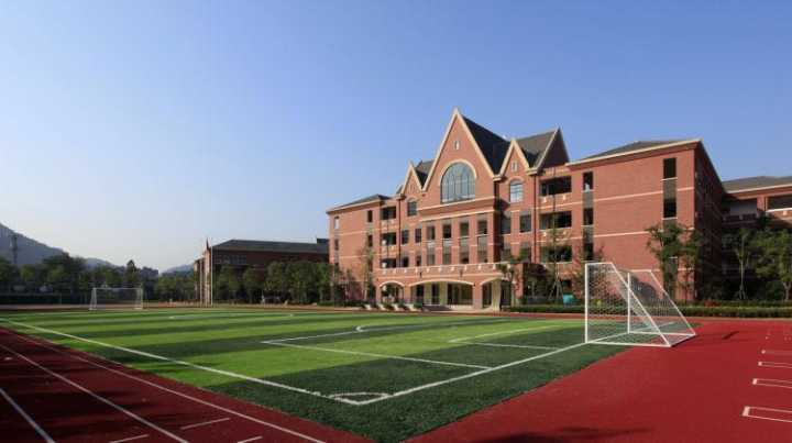 最贵15万年郑州民办小学学费前10名披露家长仍抢破头