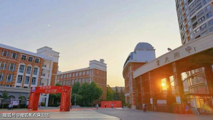 昆明龙湖青雲赋,学府大宅热销中,仅凭云大附中占据热销榜!