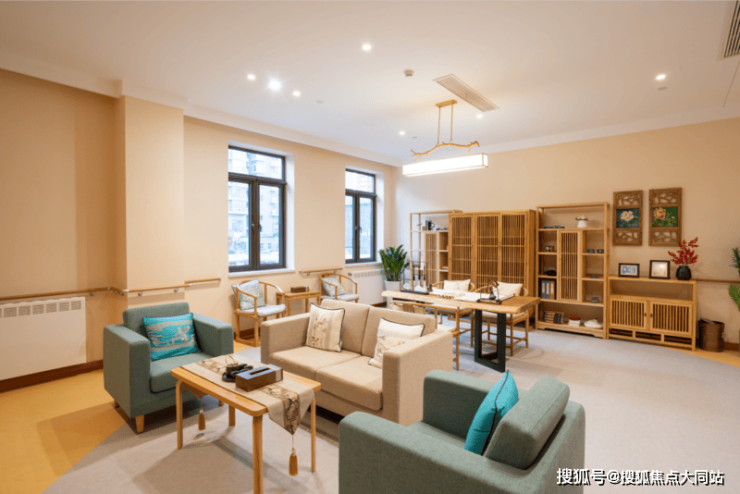 2026年北京失能护理示范!北京华方青樾里颐养中心地址导航+分级收费+入住指南(图1)