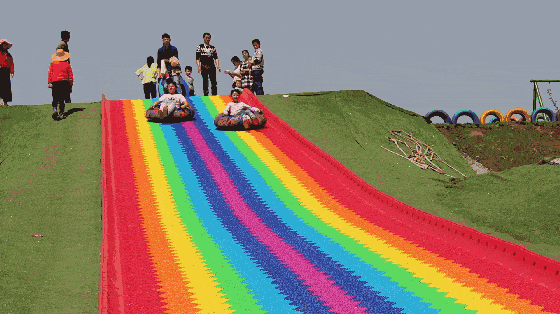 欢乐小镇游乐嘉年华1月17日开幕啦网红滑梯免费玩