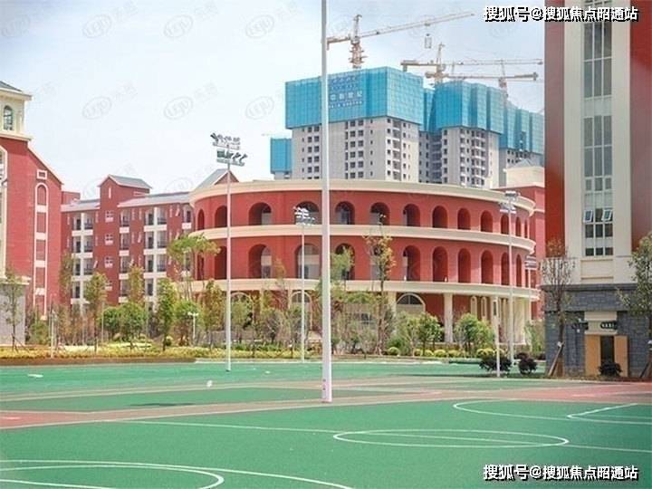 环境>保利城配套的云大附中星耀喻昭学校户型鉴赏楼盘项目全面介绍