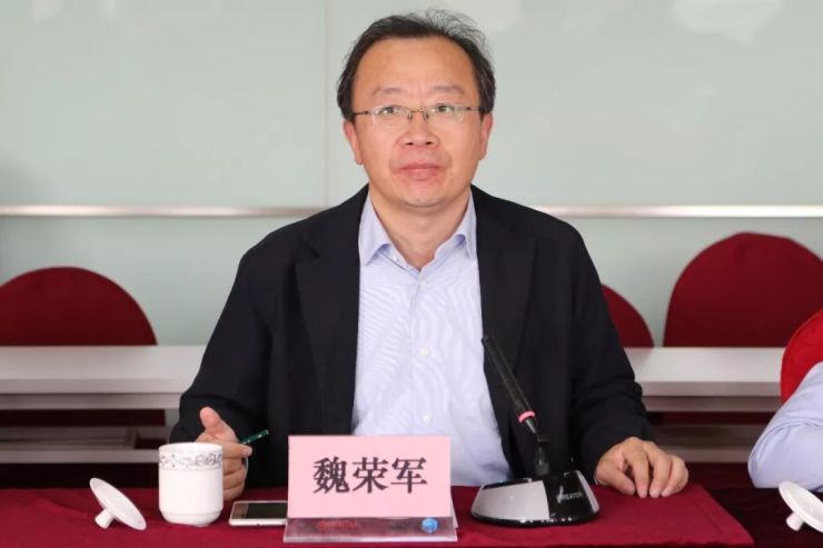 北京市住建委科促中心主任李珂陪同湖北省荆门市政府副主任张万新一行