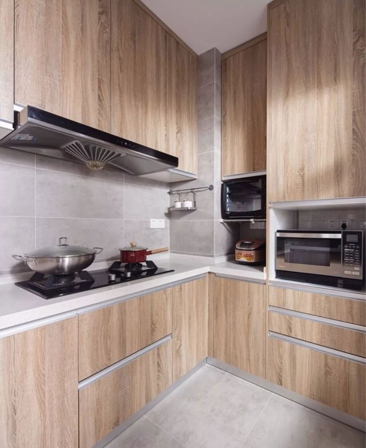 原木色橱柜让厨房更自然大方