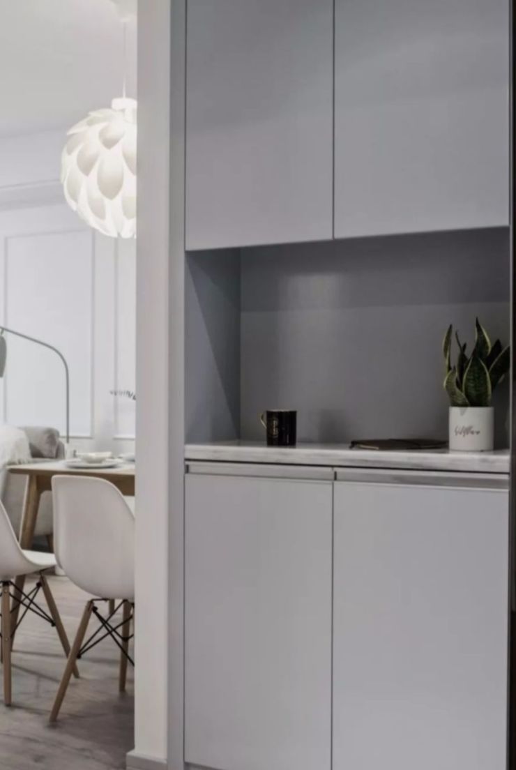 北欧灰色系分体鞋柜,台面铺爵士白大理石,美观又有质感