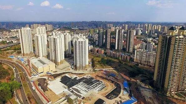 08万平方米;打造植物园,新建汇园路,伍云路等,改扩建西山路等城市次干