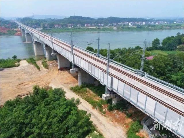 好消息!怀邵衡铁路月底开通运营,张吉怀铁路征地拆迁工作全面展开