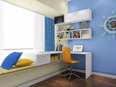 飘窗改书桌,空间的有效利用.